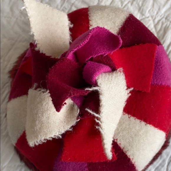 Gilles Francois Hat - Picture 3 of 7